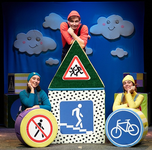 ГАСТРОЛИ  Озерского театра кукол  "ЗОЛОТОЙ ПЕТУШОК" «ДОРОЖНАЯ АЗБУКА»